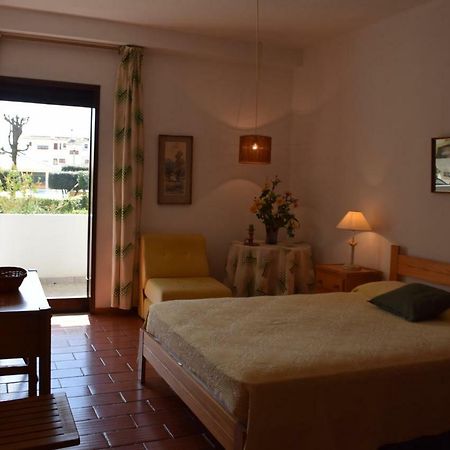 Apartamento T2 Com Piscina E Wifi A 350 Metros Da Praia Olhos de Agua  Exterior photo